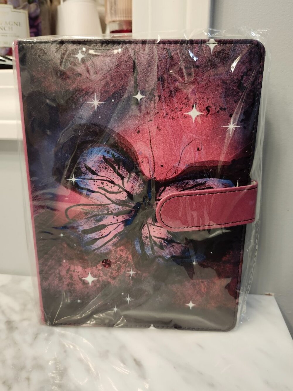 NWT A5 beautiful butterfly binder 6 rings NWT NIB